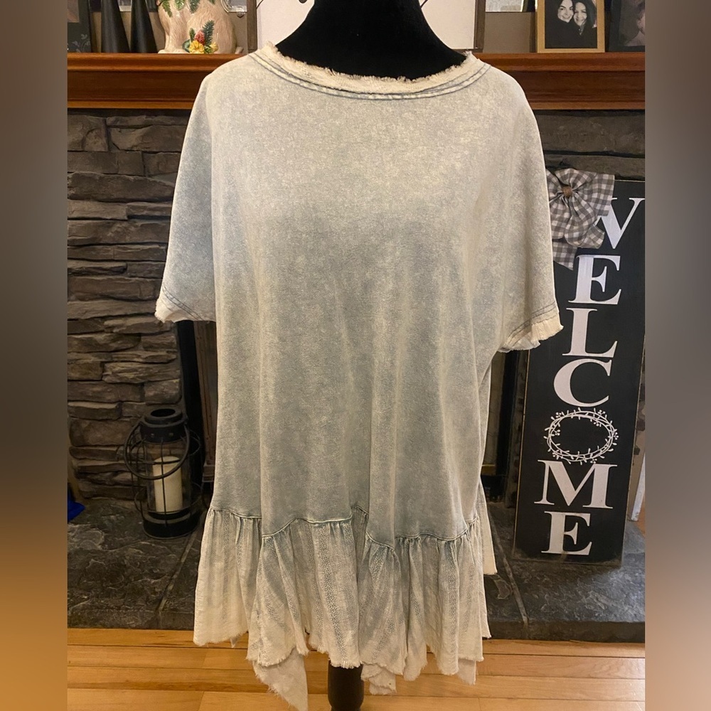 easel Acid Washed Boho Peplum Top